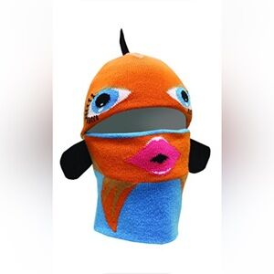 Seirus Junior Headzo NWT Hat and Neckup combo set; sold out fun fish pattern